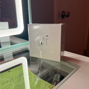 Apple AirPods generation 2